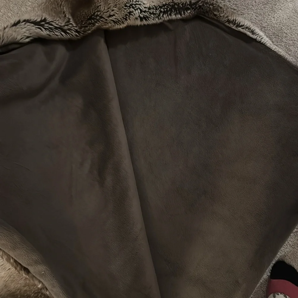 West elm faux fur ombré throw‎
